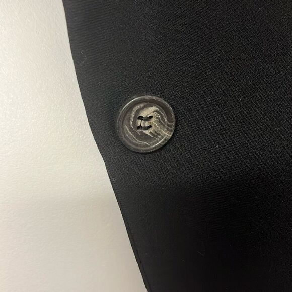 Ann Taylor Petites Black Button Down Lined Blazer with Pockets and Collar- 10P - Picture 9 of 16